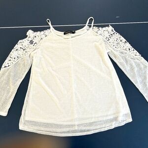 White Off-The-Shoulder Lace Sleeve Blouse